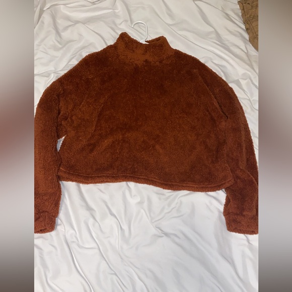 SHEIN Rust Teddy sweater. - Picture 4 of 7